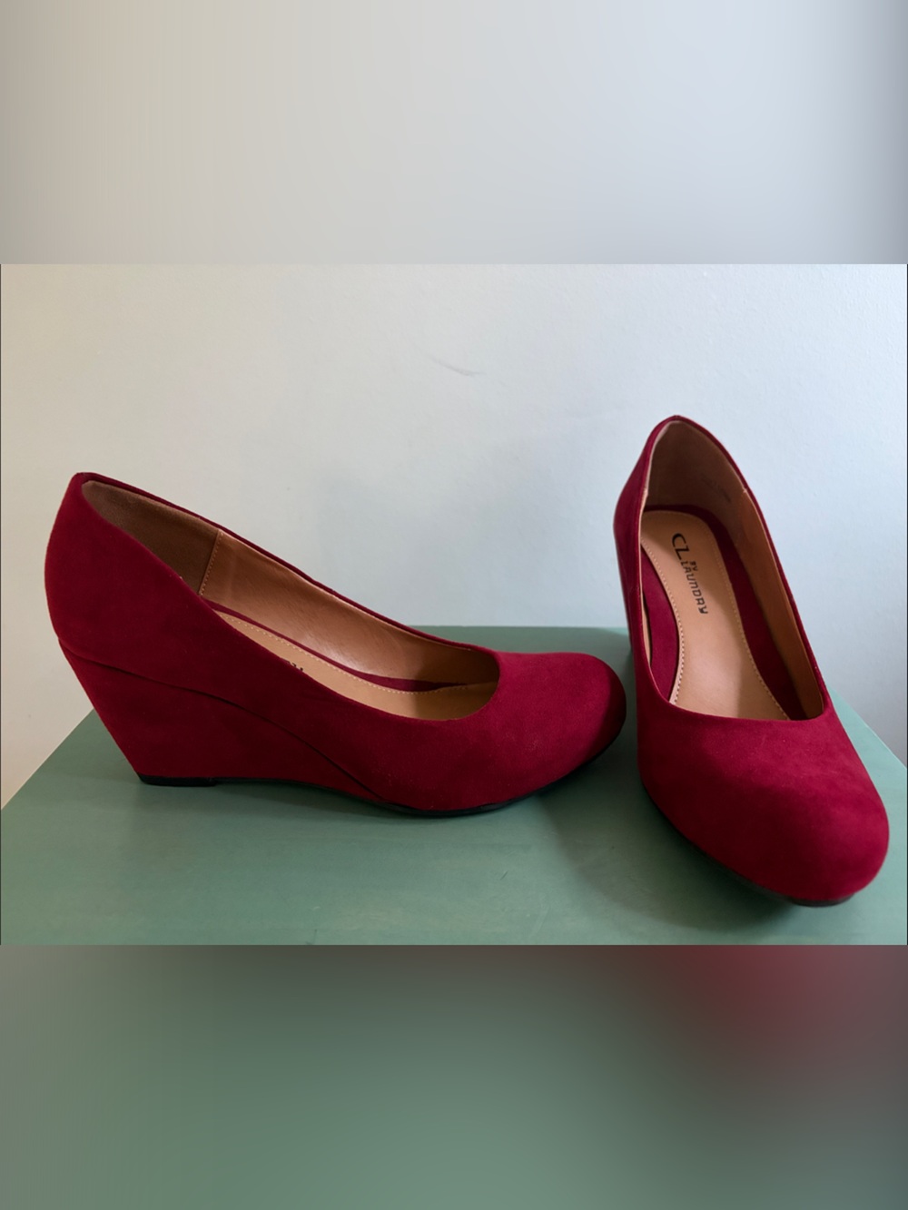 CL by Laundry Deep Red Suede Wedge Pumps 7 / 7.5